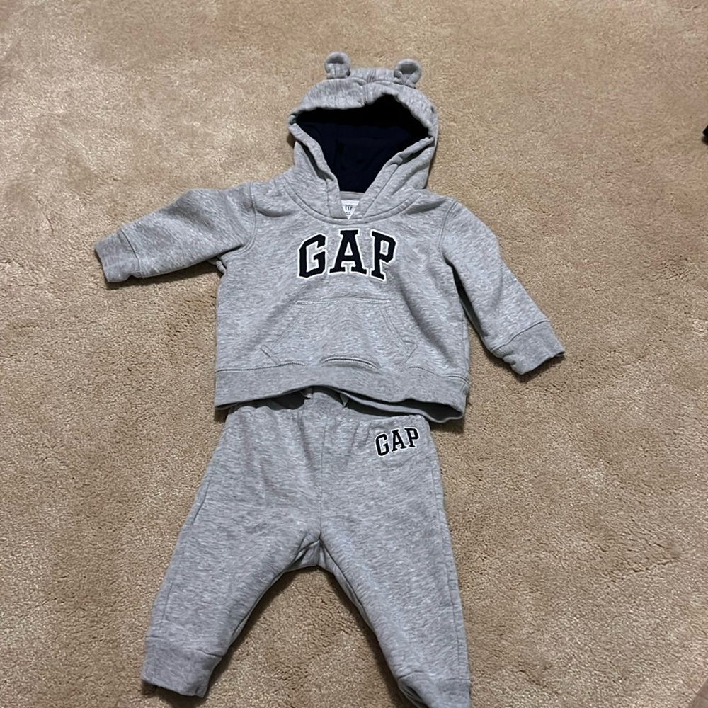 GAP hoodie sweatsuit